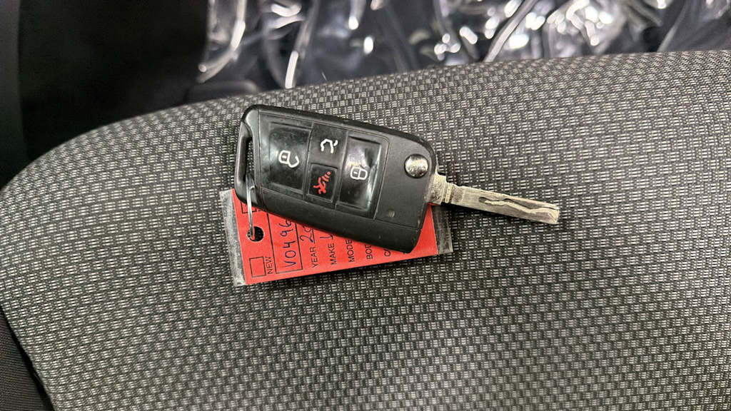 Thumbnail: 2021 Volkswagen Jetta - 18