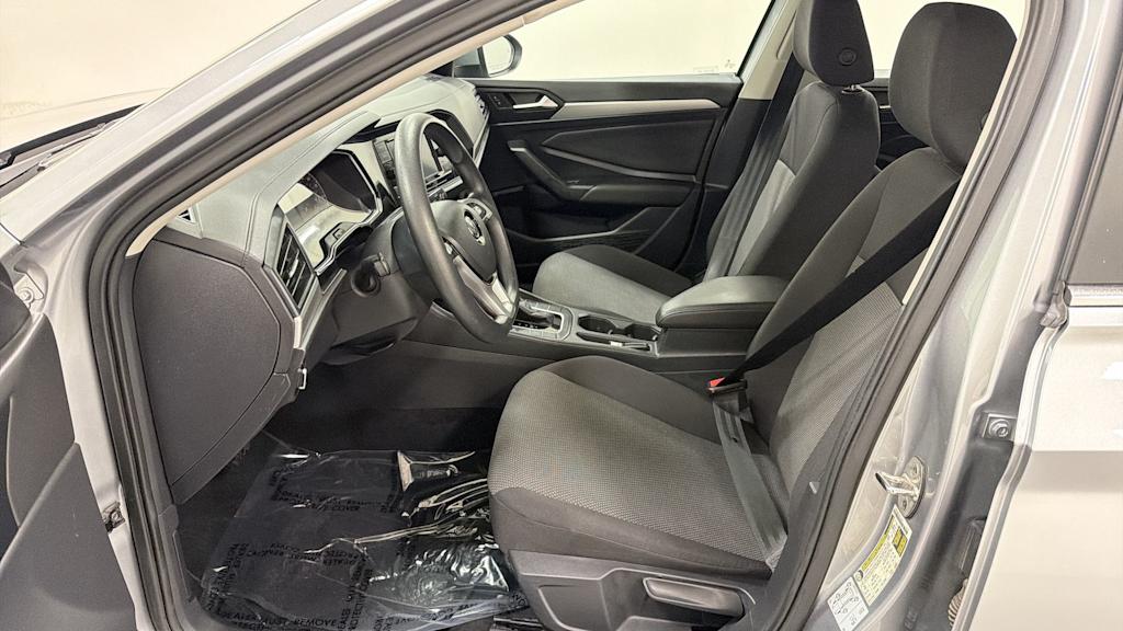 Thumbnail: 2021 Volkswagen Jetta - 10