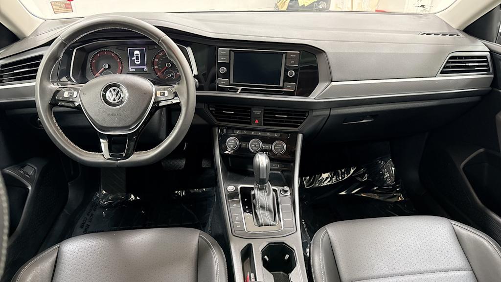 2021 Volkswagen Jetta SE 13