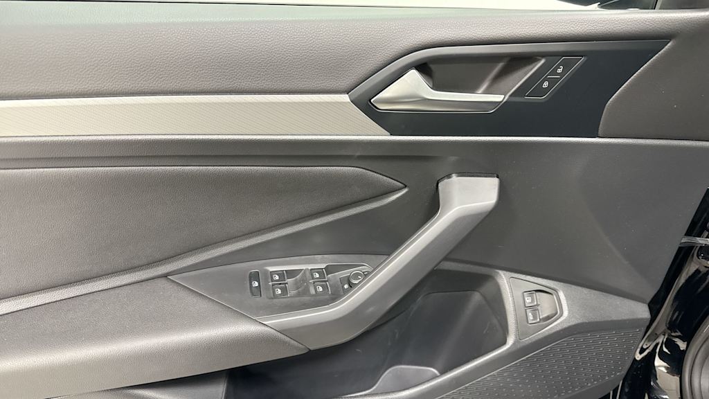 2021 Volkswagen Jetta SE 26