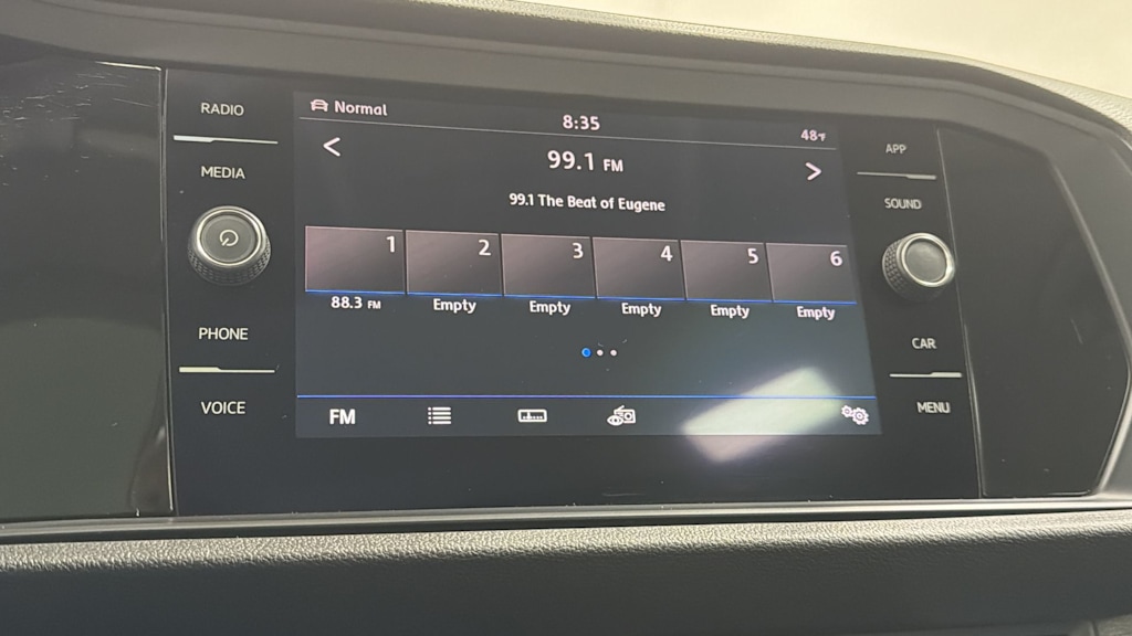 Thumbnail: 2019 Volkswagen Jetta - 14