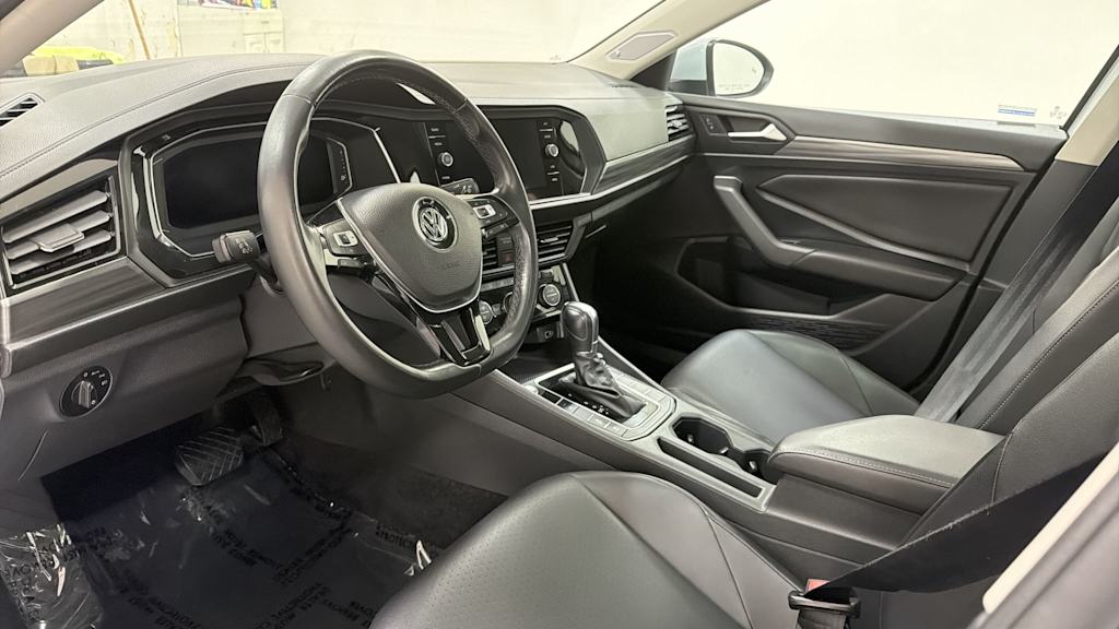 Thumbnail: 2019 Volkswagen Jetta - 2