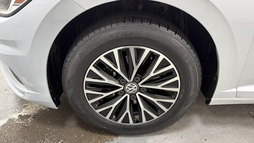 Thumbnail: 2019 Volkswagen Jetta - 7