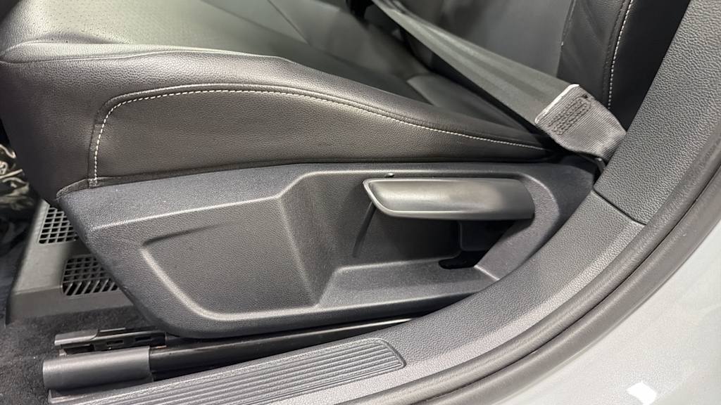 Thumbnail: 2019 Volkswagen Jetta - 25