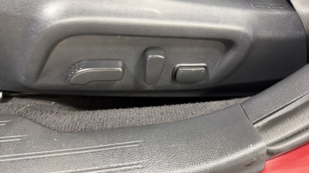 Thumbnail: 2015 Subaru Legacy - 25
