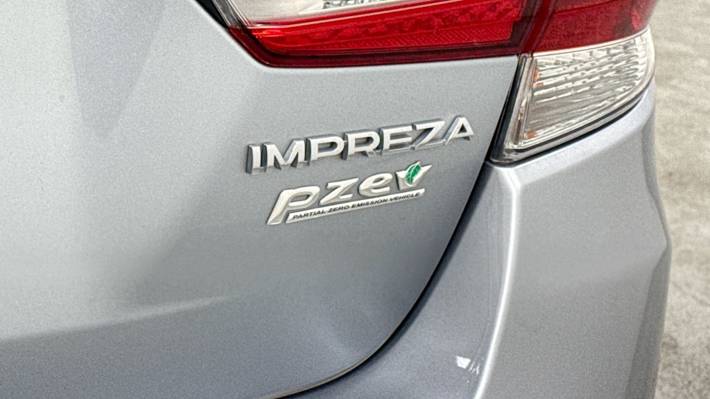 2017 Subaru Impreza Premium 5