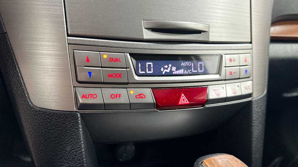 Thumbnail: 2014 Subaru Outback - 28