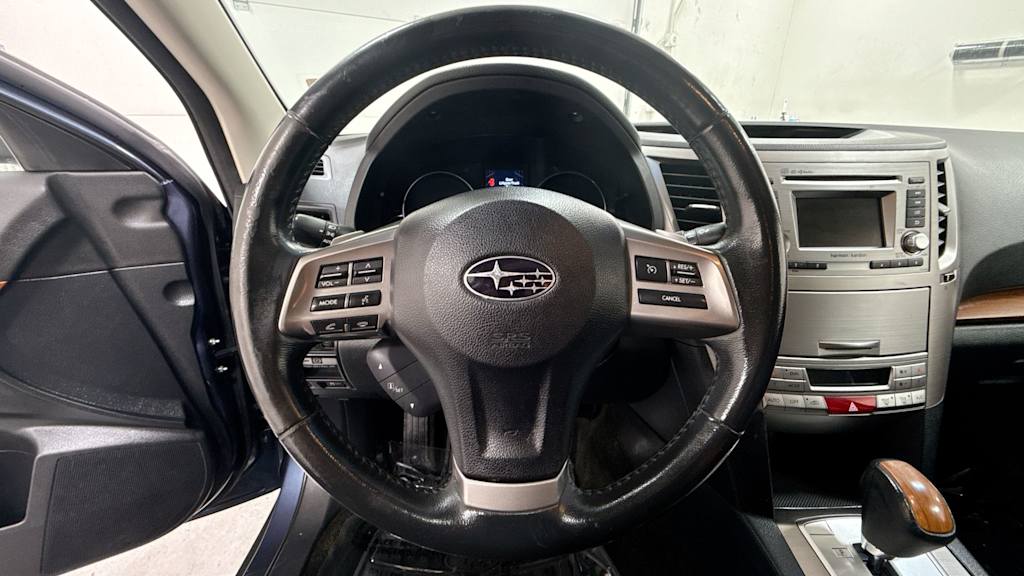 Thumbnail: 2014 Subaru Outback - 10
