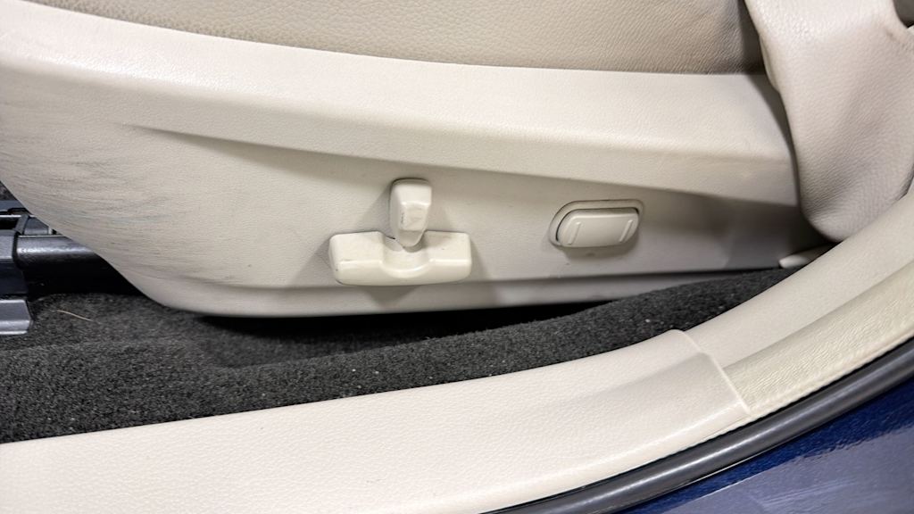 Thumbnail: 2014 Subaru Outback - 25