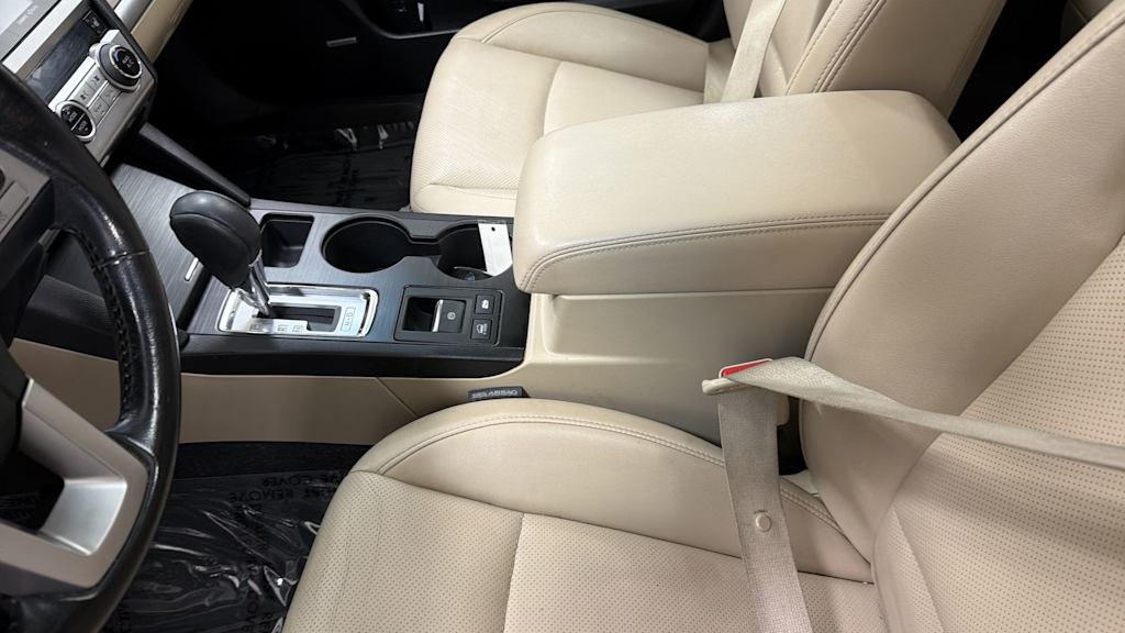 Thumbnail: 2015 Subaru Outback - 11