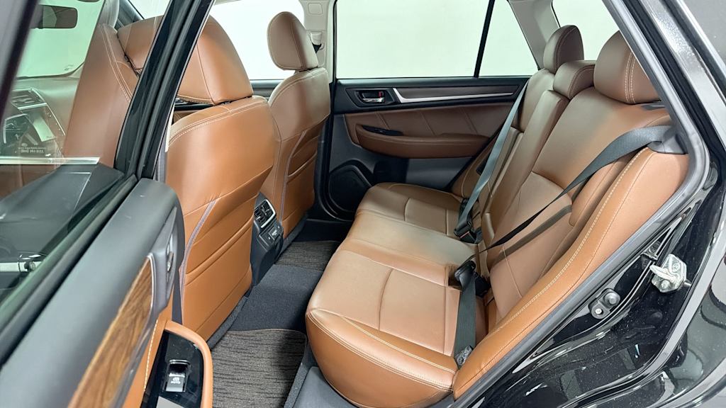 Thumbnail: 2018 Subaru Outback - 12