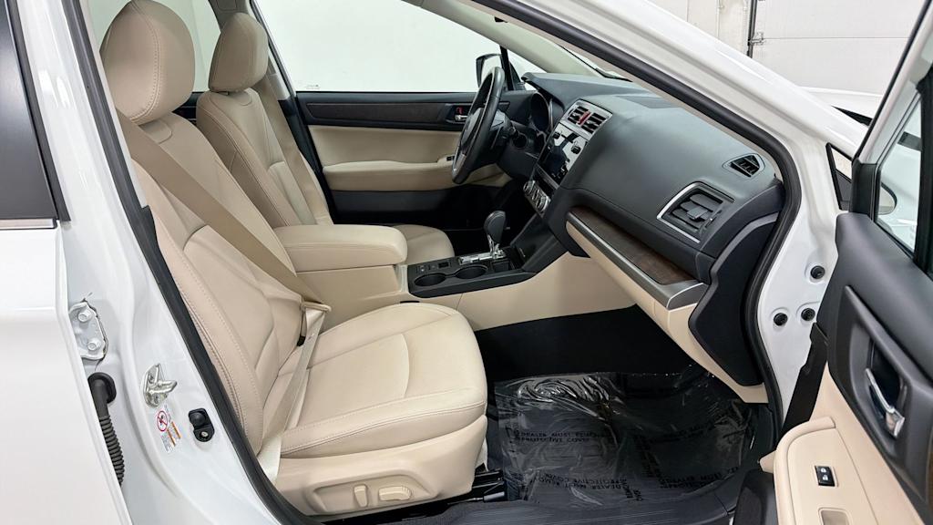 Thumbnail: 2017 Subaru Outback - 32