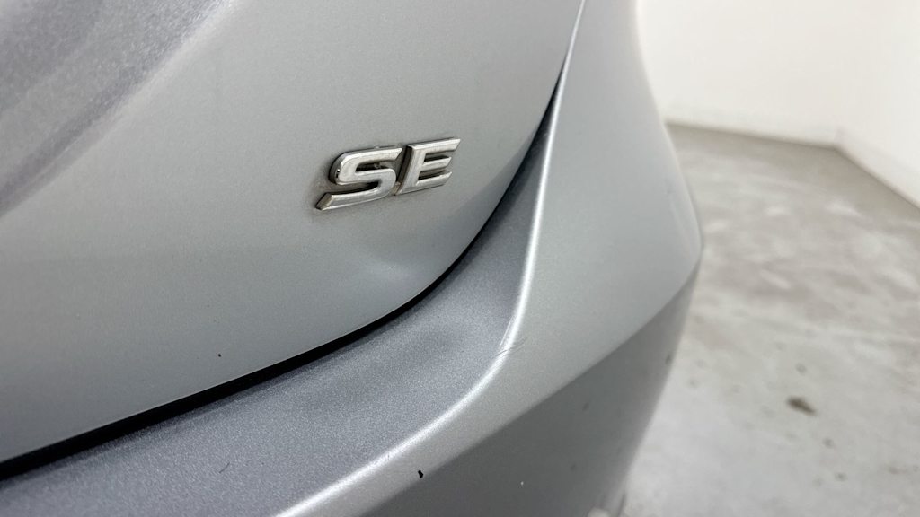 2019 Toyota Camry SE 7