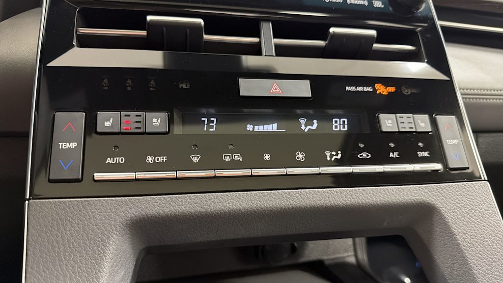 Thumbnail: 2019 Toyota Avalon - 29