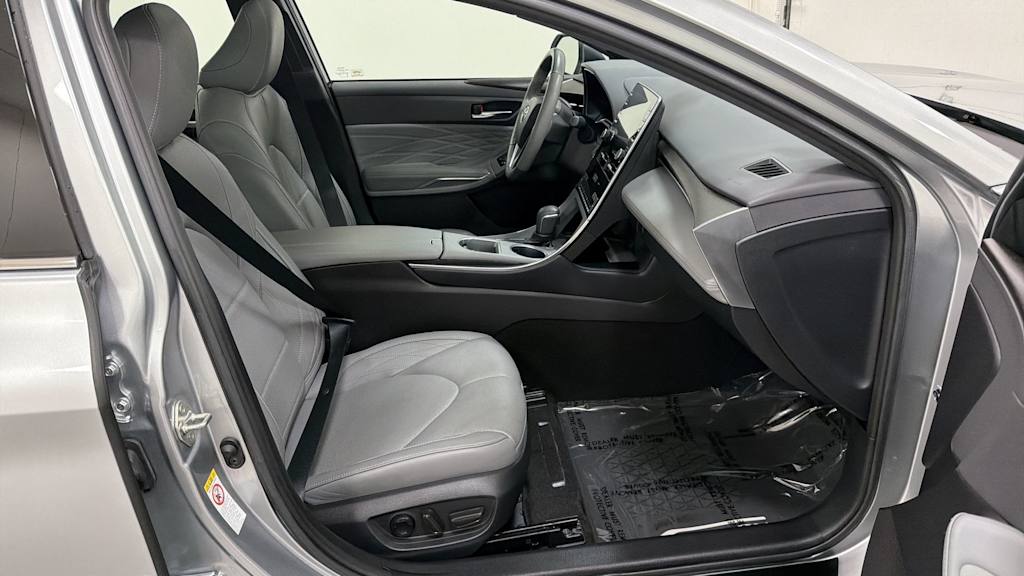 Thumbnail: 2019 Toyota Avalon - 32