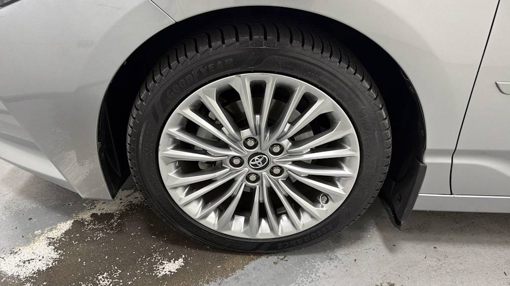 Thumbnail: 2019 Toyota Avalon - 7