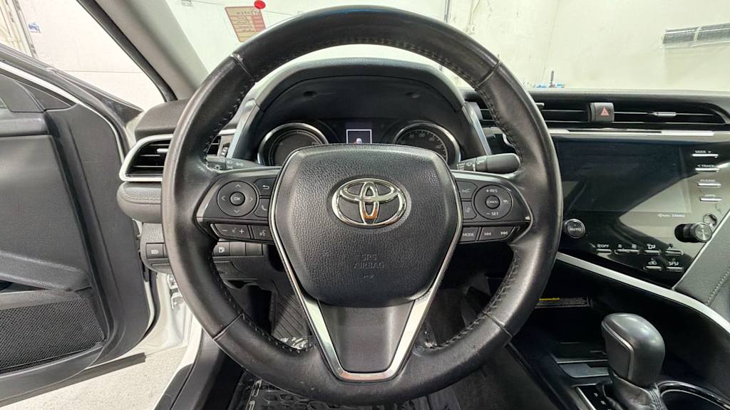 Thumbnail: 2018 Toyota Camry - 9