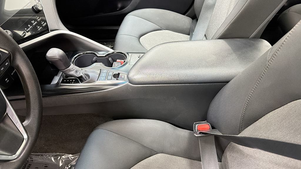 Thumbnail: 2018 Toyota Camry - 29