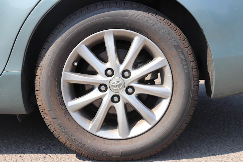 Thumbnail: 2011 Toyota Camry - 6