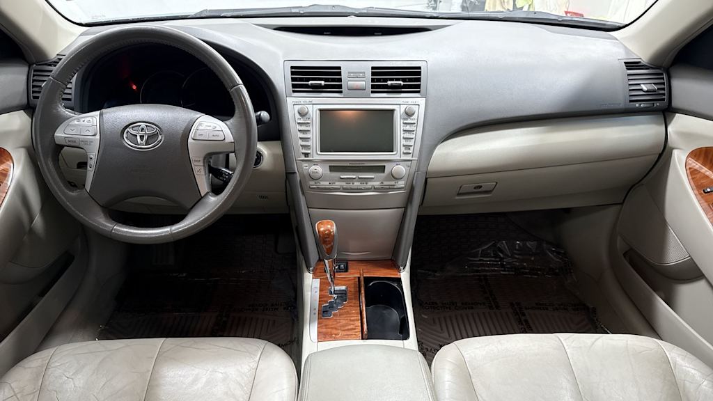 Thumbnail: 2011 Toyota Camry - 13