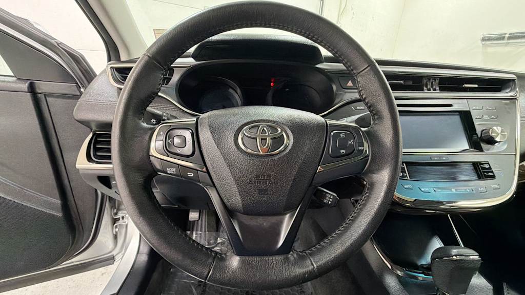 Thumbnail: 2015 Toyota Avalon - 8