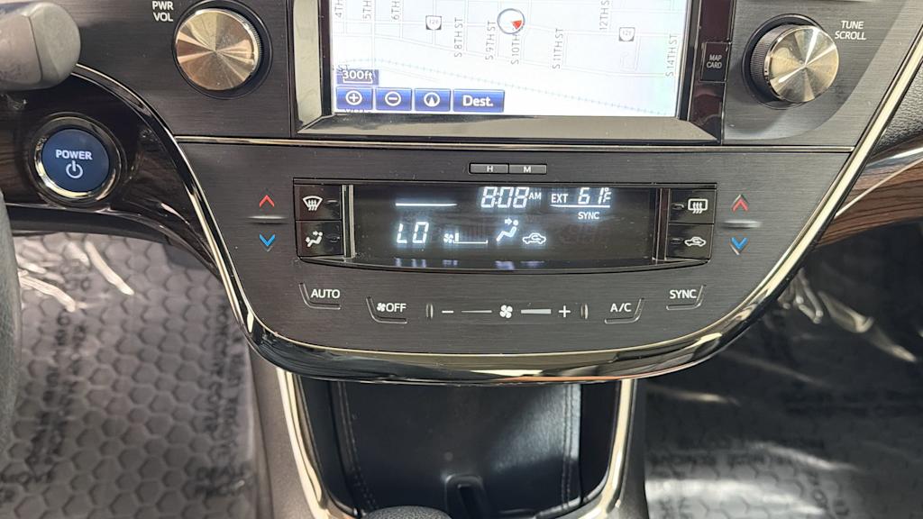 Thumbnail: 2015 Toyota Avalon - 28