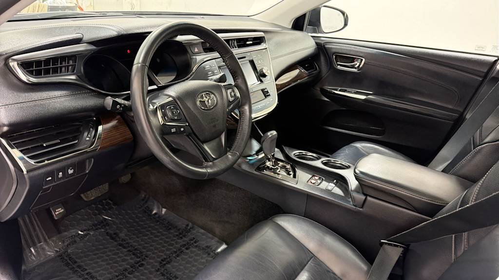 Thumbnail: 2015 Toyota Avalon - 2