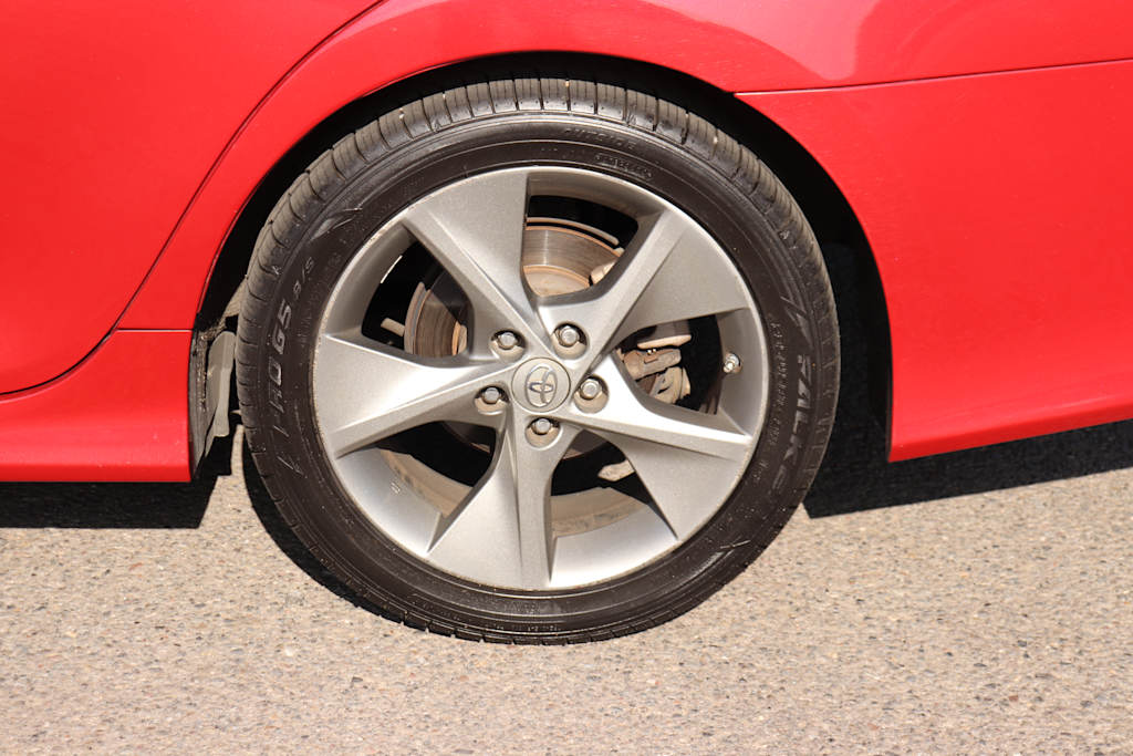 Thumbnail: 2014 Toyota Camry - 7