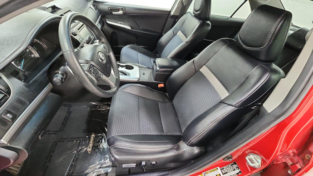 Thumbnail: 2014 Toyota Camry - 9