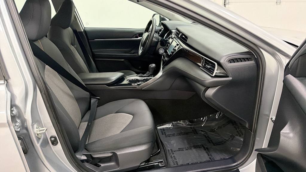 Thumbnail: 2020 Toyota Camry - 30