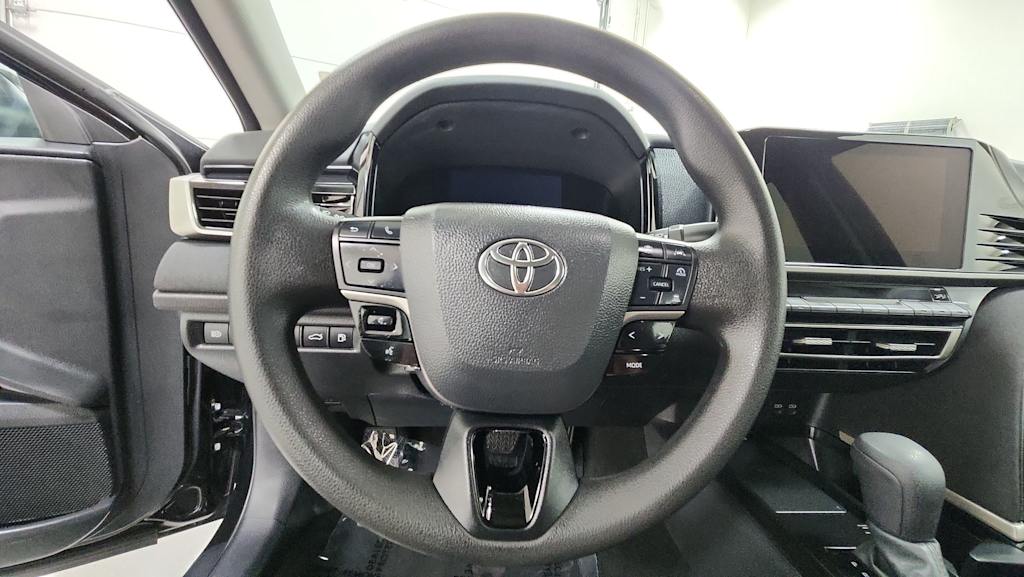 Thumbnail: 2025 Toyota Camry - 8