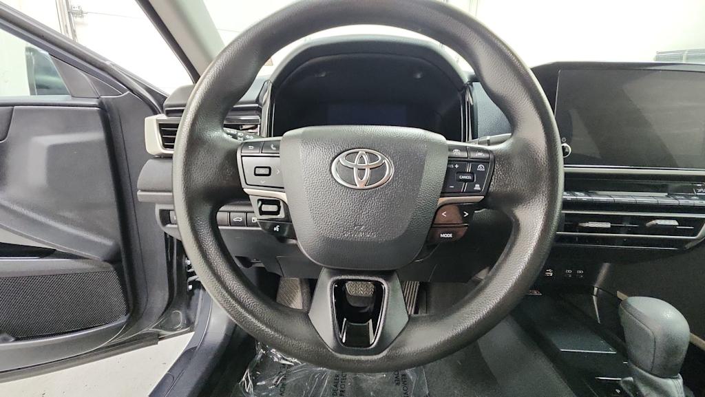 Thumbnail: 2025 Toyota Camry - 8
