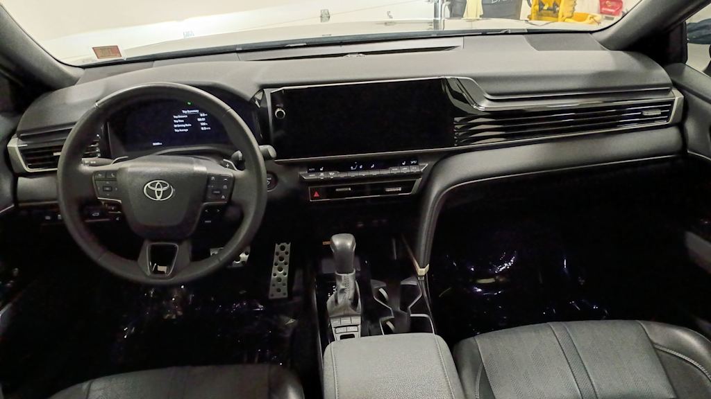 Thumbnail: 2025 Toyota Camry - 13