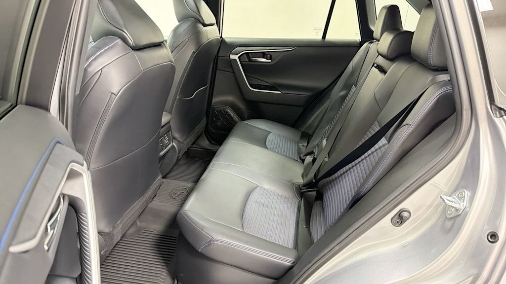 Thumbnail: 2021 Toyota RAV4 - 12