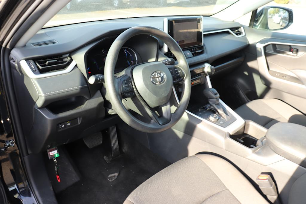 Thumbnail: 2025 Toyota RAV4 - 2