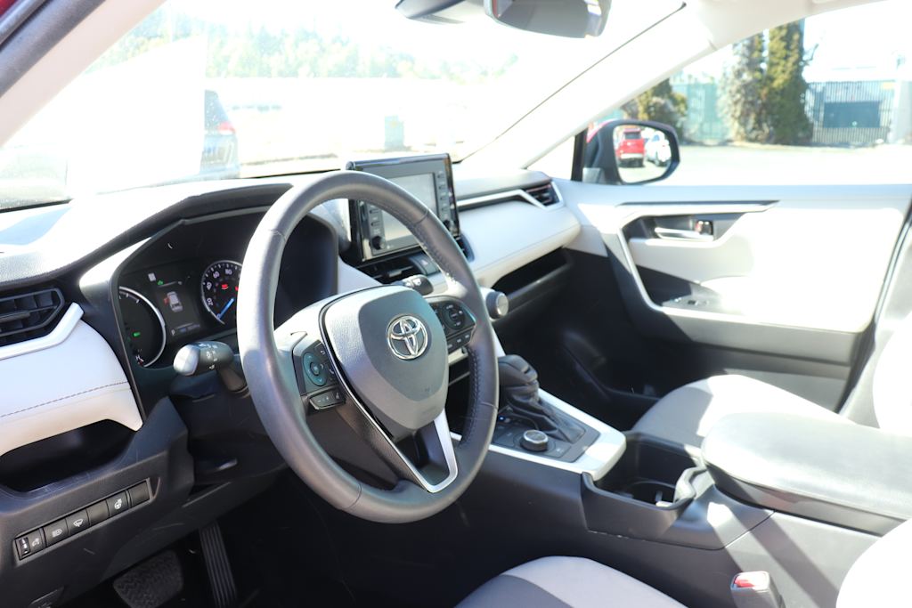 Thumbnail: 2022 Toyota RAV4 - 2