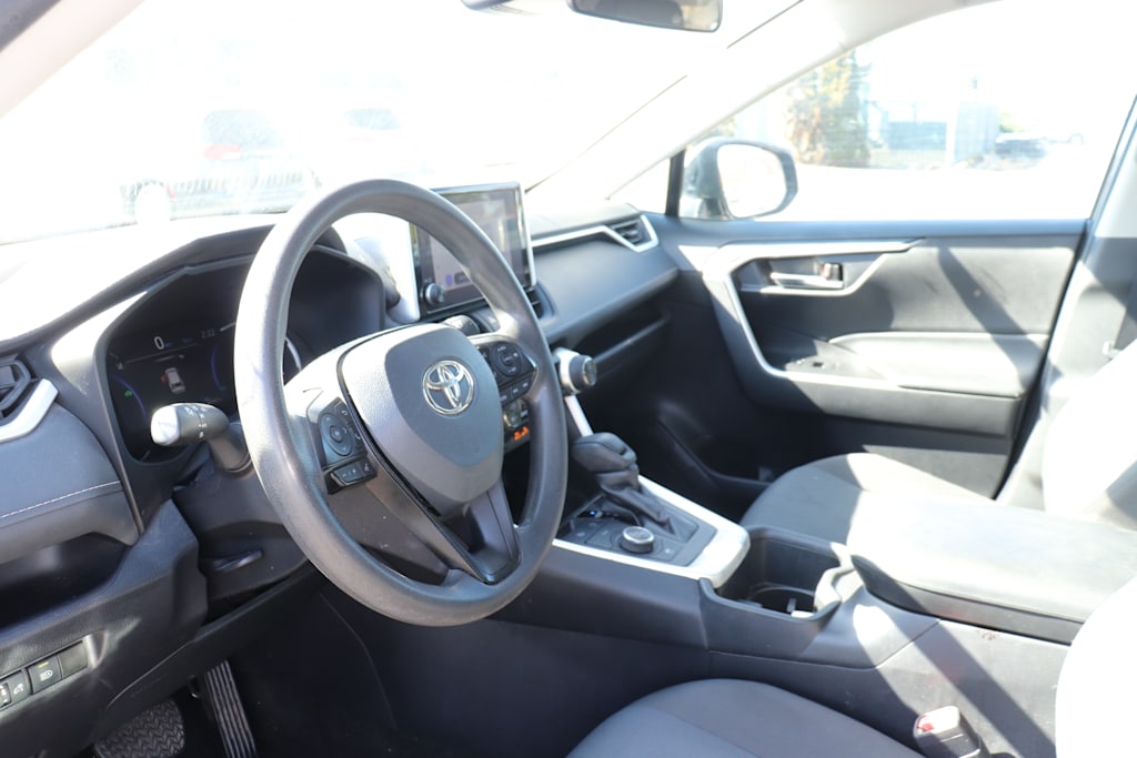 Thumbnail: 2024 Toyota RAV4 - 2
