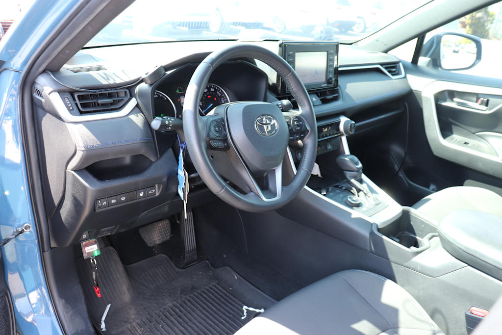 Thumbnail: 2022 Toyota RAV4 - 2