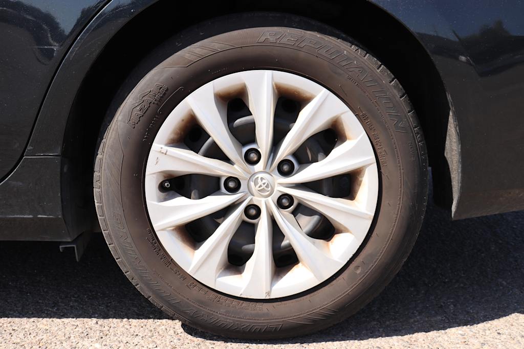 Thumbnail: 2015 Toyota Camry - 5