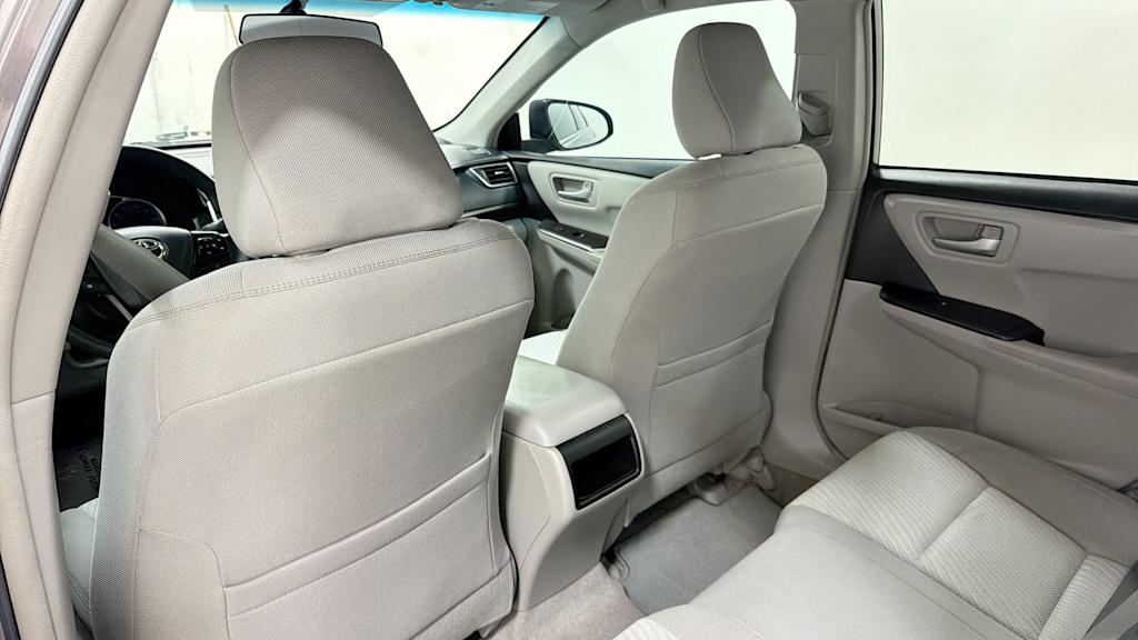 Thumbnail: 2016 Toyota Camry - 29