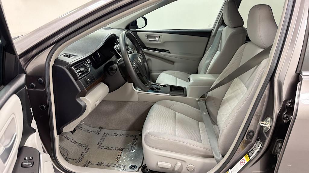 Thumbnail: 2016 Toyota Camry - 11