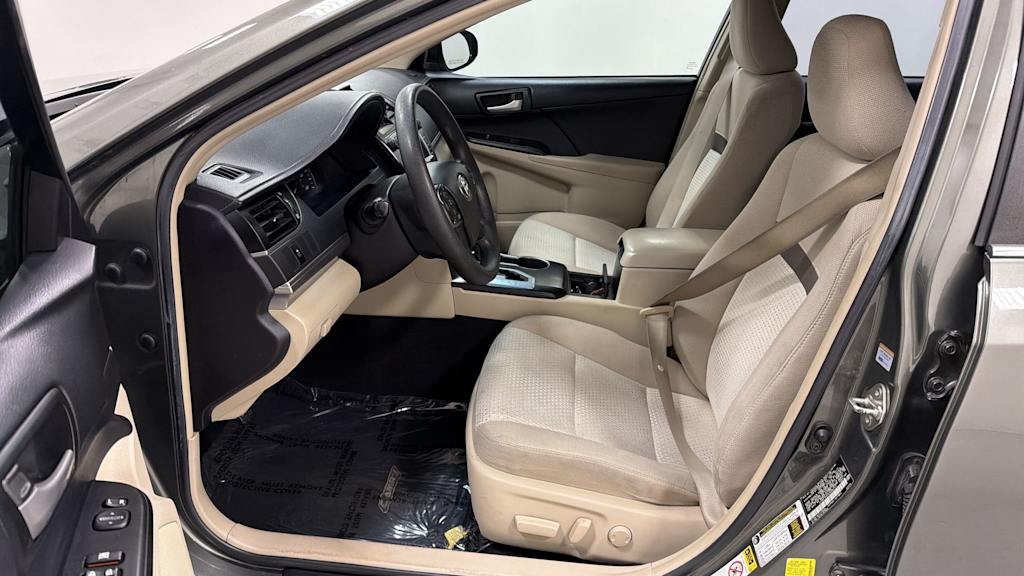 Thumbnail: 2014 Toyota Camry - 11