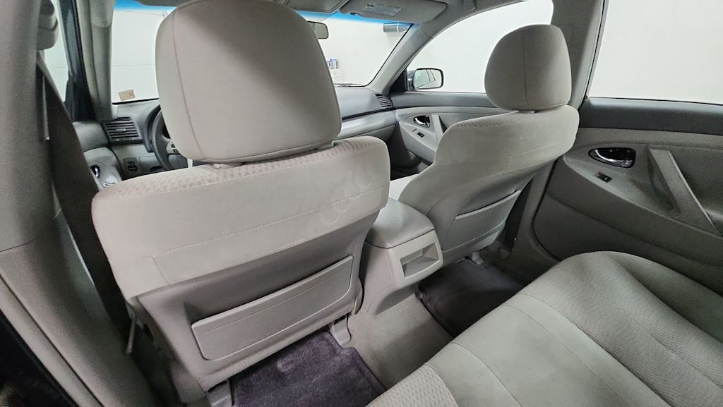 Thumbnail: 2011 Toyota Camry - 29