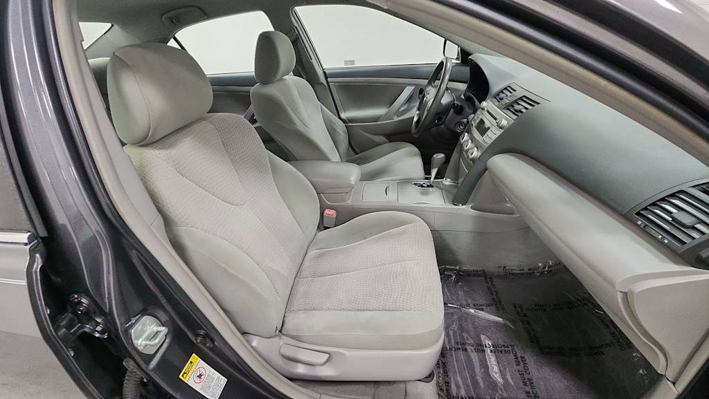 Thumbnail: 2011 Toyota Camry - 10