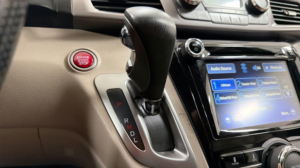 Thumbnail: 2016 Honda Odyssey - 15