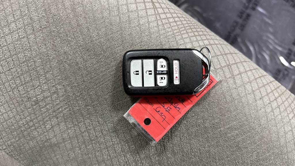 Thumbnail: 2017 Honda Odyssey - 18