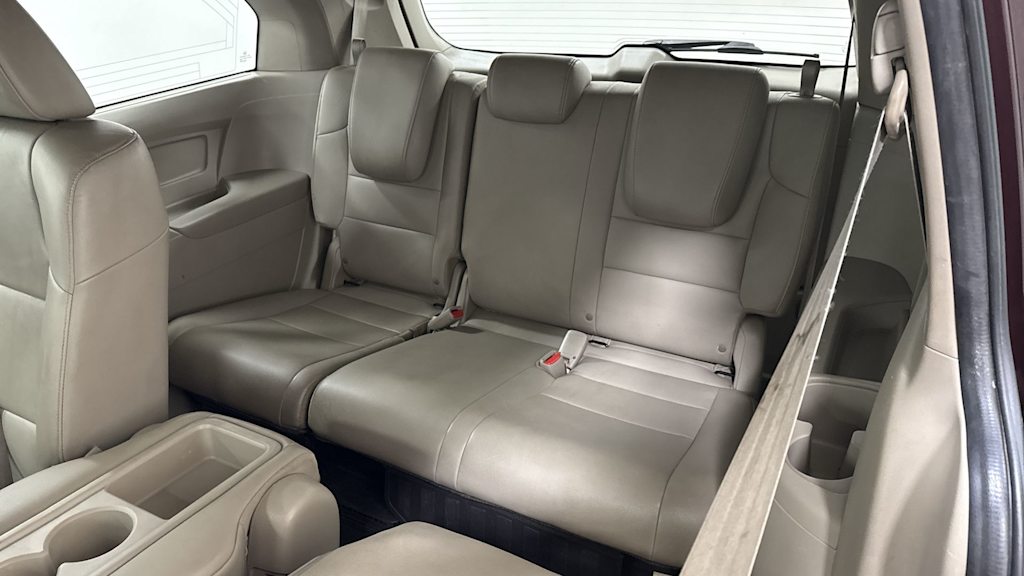 Thumbnail: 2012 Honda Odyssey - 28