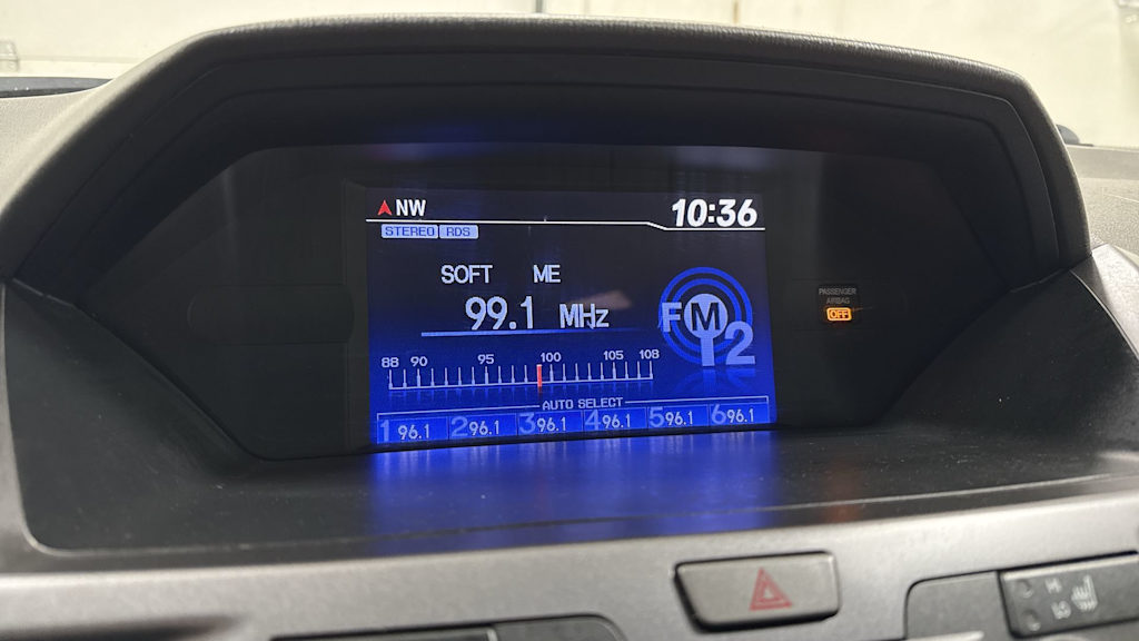 Thumbnail: 2012 Honda Odyssey - 15