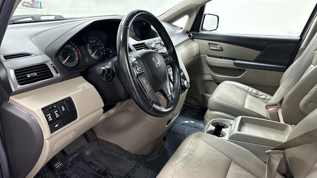Thumbnail: 2012 Honda Odyssey - 2