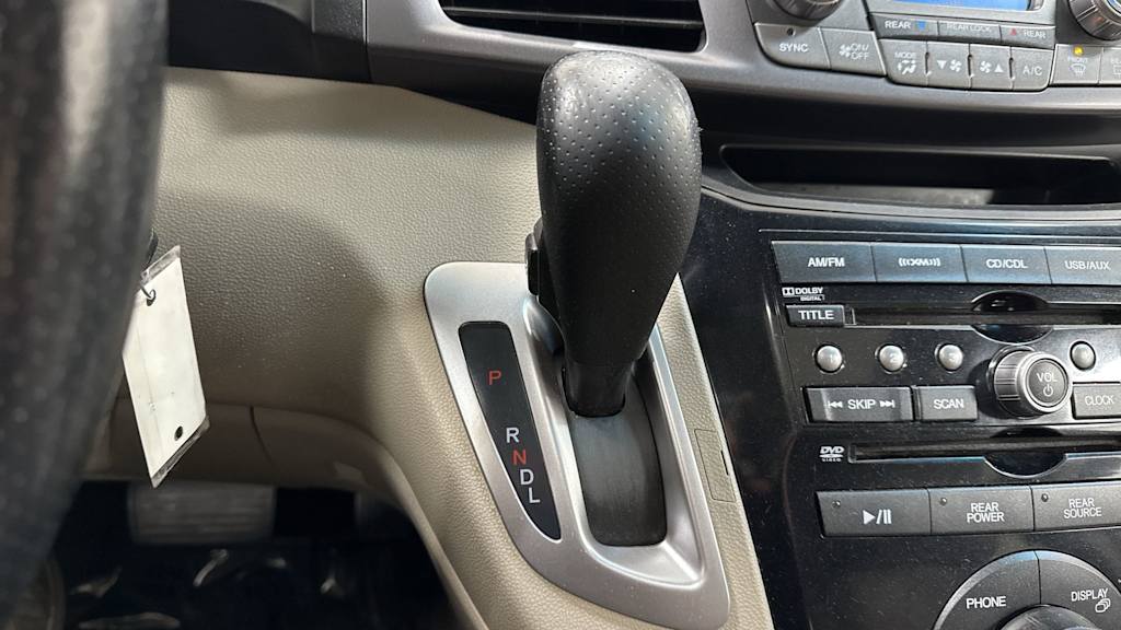 Thumbnail: 2012 Honda Odyssey - 16